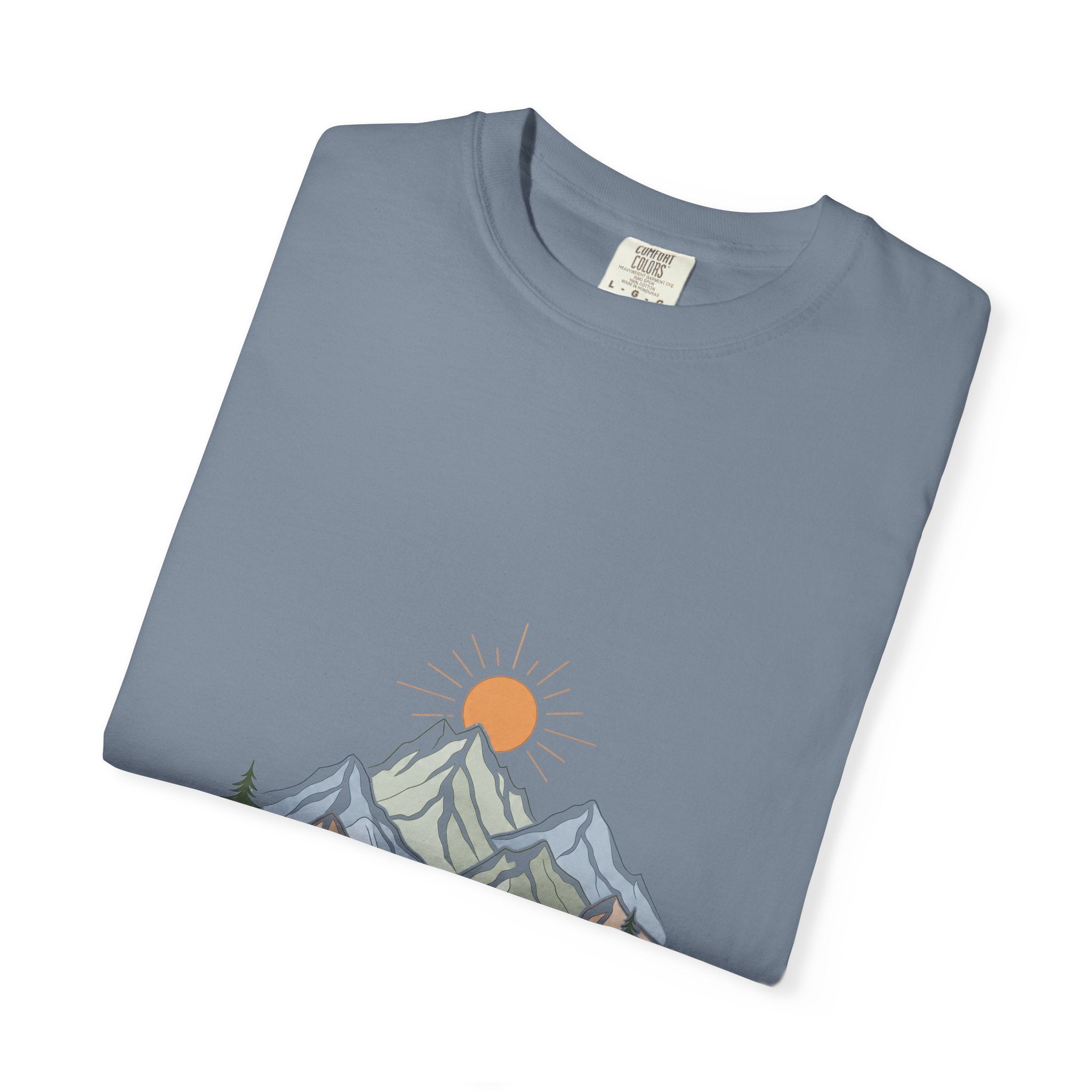 Minimalist Mountain Shirt, Wander Line Art Tee, Nature Hiking Adventure Gift, Modern Outdoor Sweatshirt