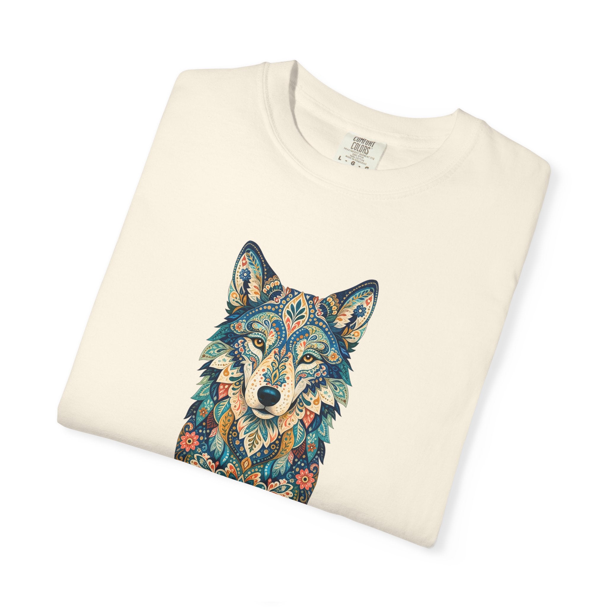 Boho Wolf Shirt, Folk Art Wolf Tee, Japanese Pattern Wolf Lover Gift, Vintage Floral Wolf Sweatshirt