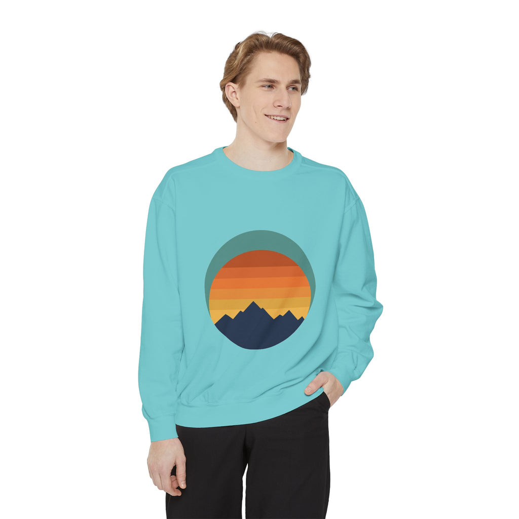 Retro Sunset Mountain Shirt, Vintage Nature Tee, Hiking Outdoor Gift, 70s Landscape Sweatshirt