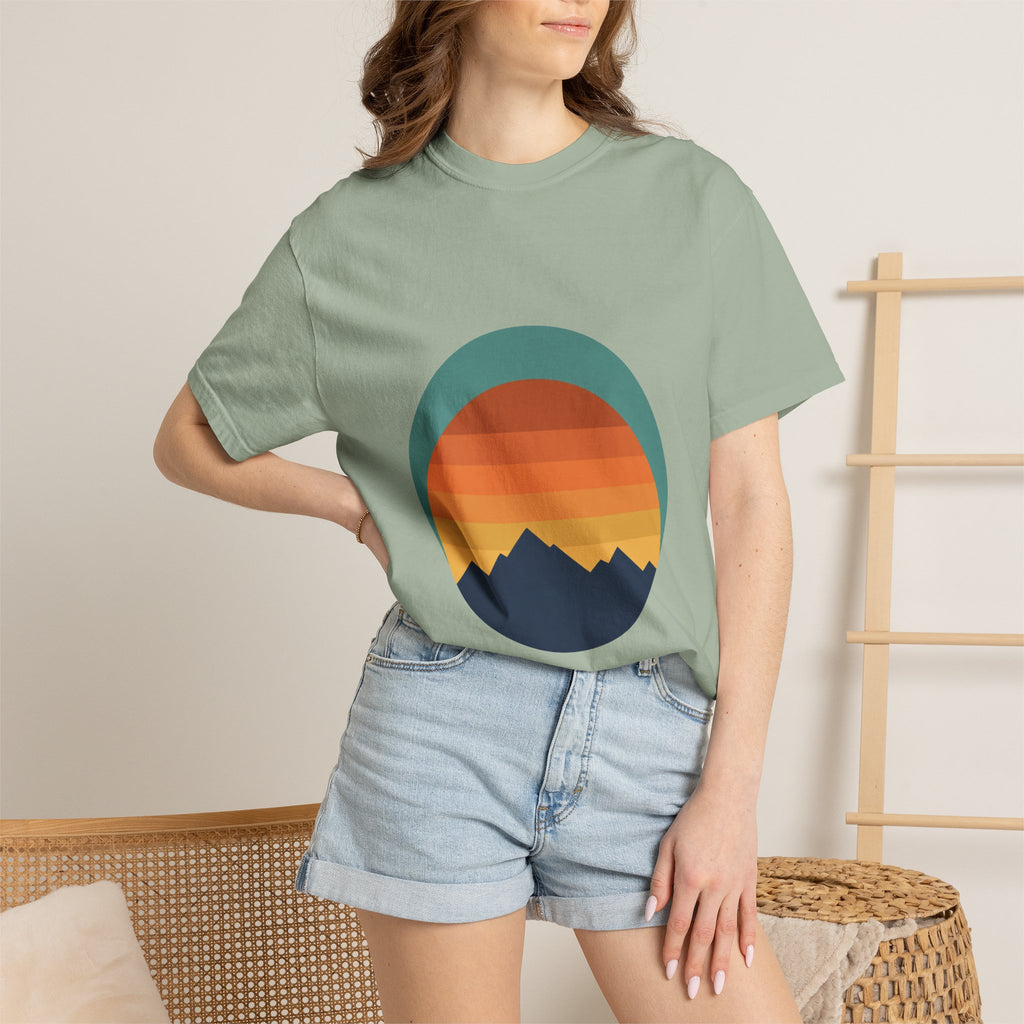 Retro Sunset Mountain Shirt, Vintage Nature Tee, Hiking Outdoor Gift, 70s Landscape Sweatshirt