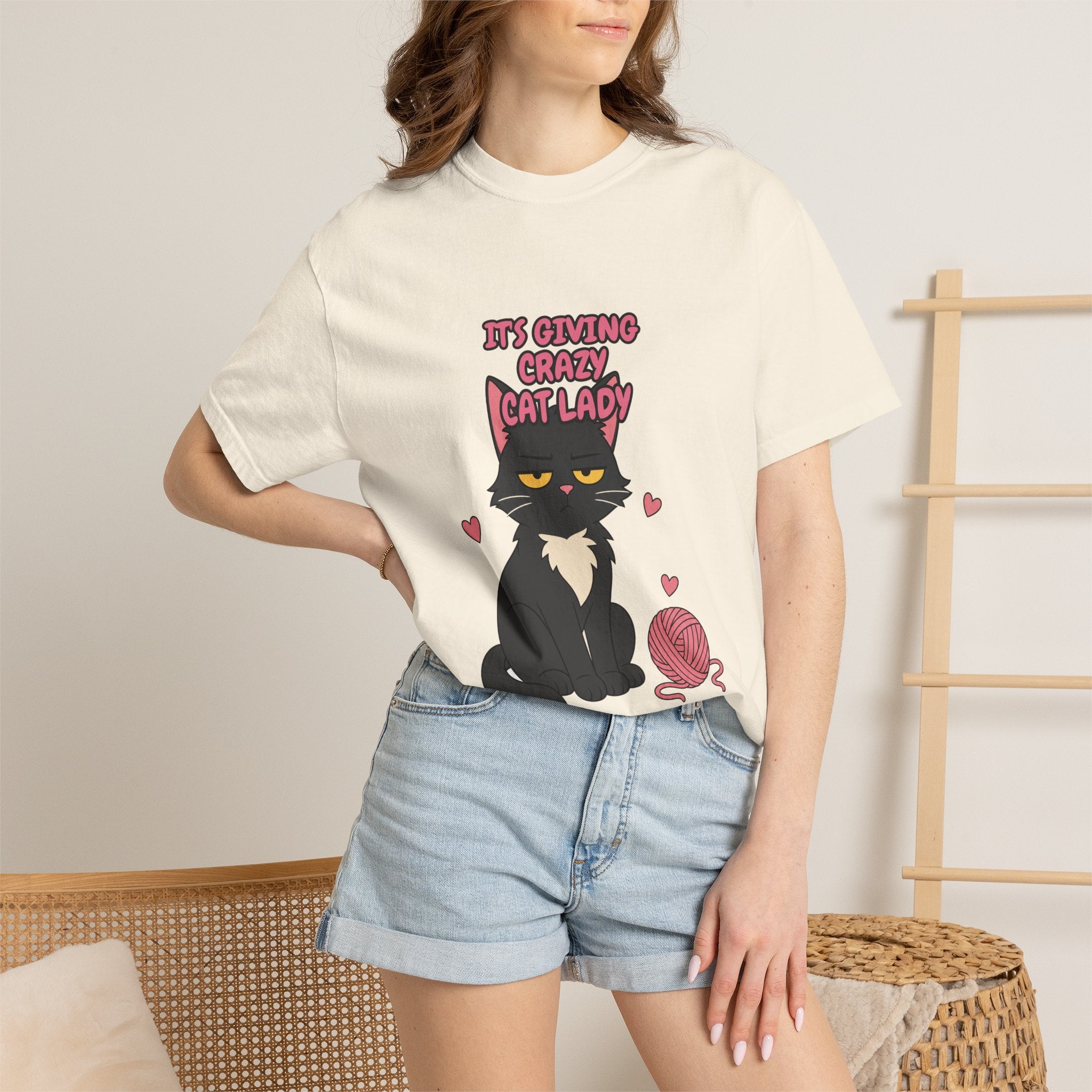 It's Giving Crazy Cat Lady Shirt, Funny Cat Mom Tee, Cat Lover Gift, Sarcastic Cat Owner Sweatshirt