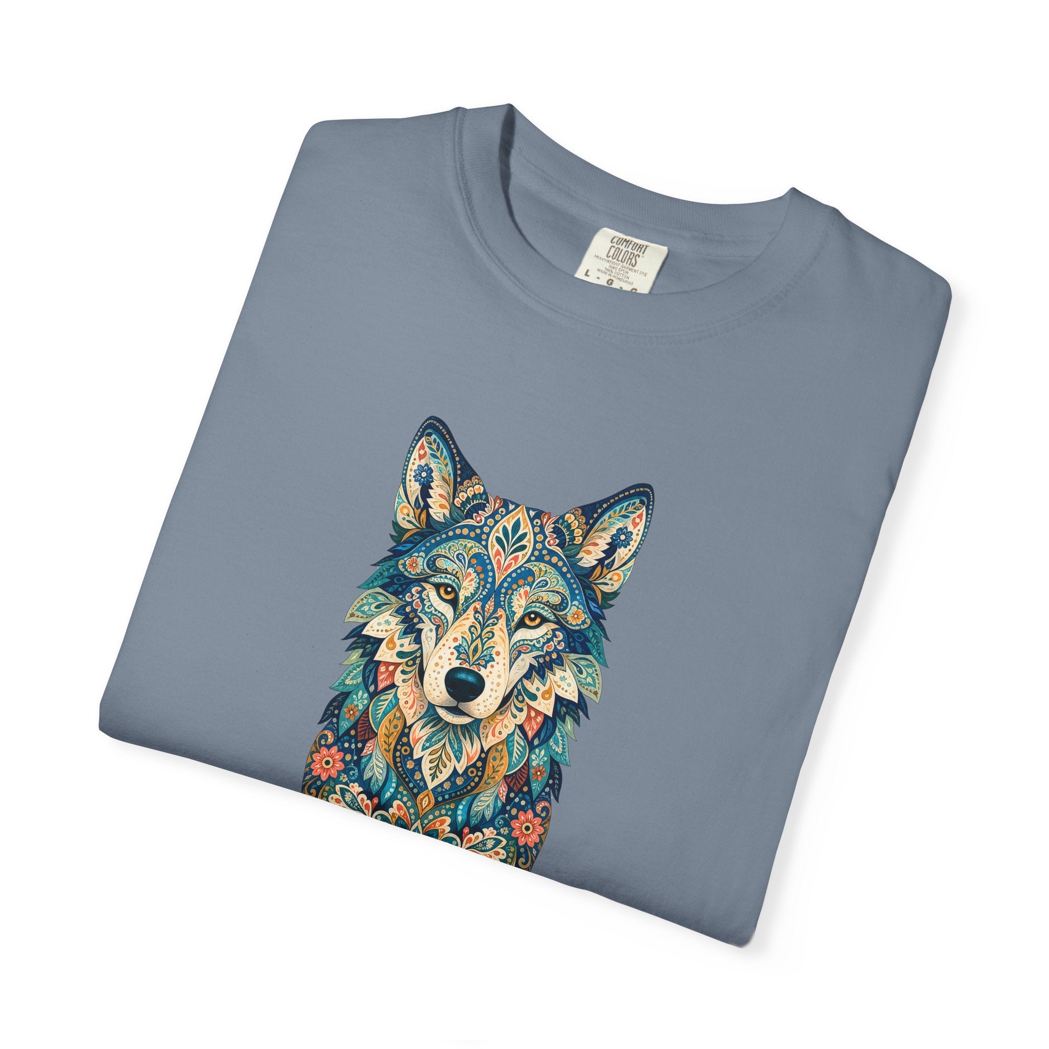 Boho Wolf Shirt, Folk Art Wolf Tee, Japanese Pattern Wolf Lover Gift, Vintage Floral Wolf Sweatshirt