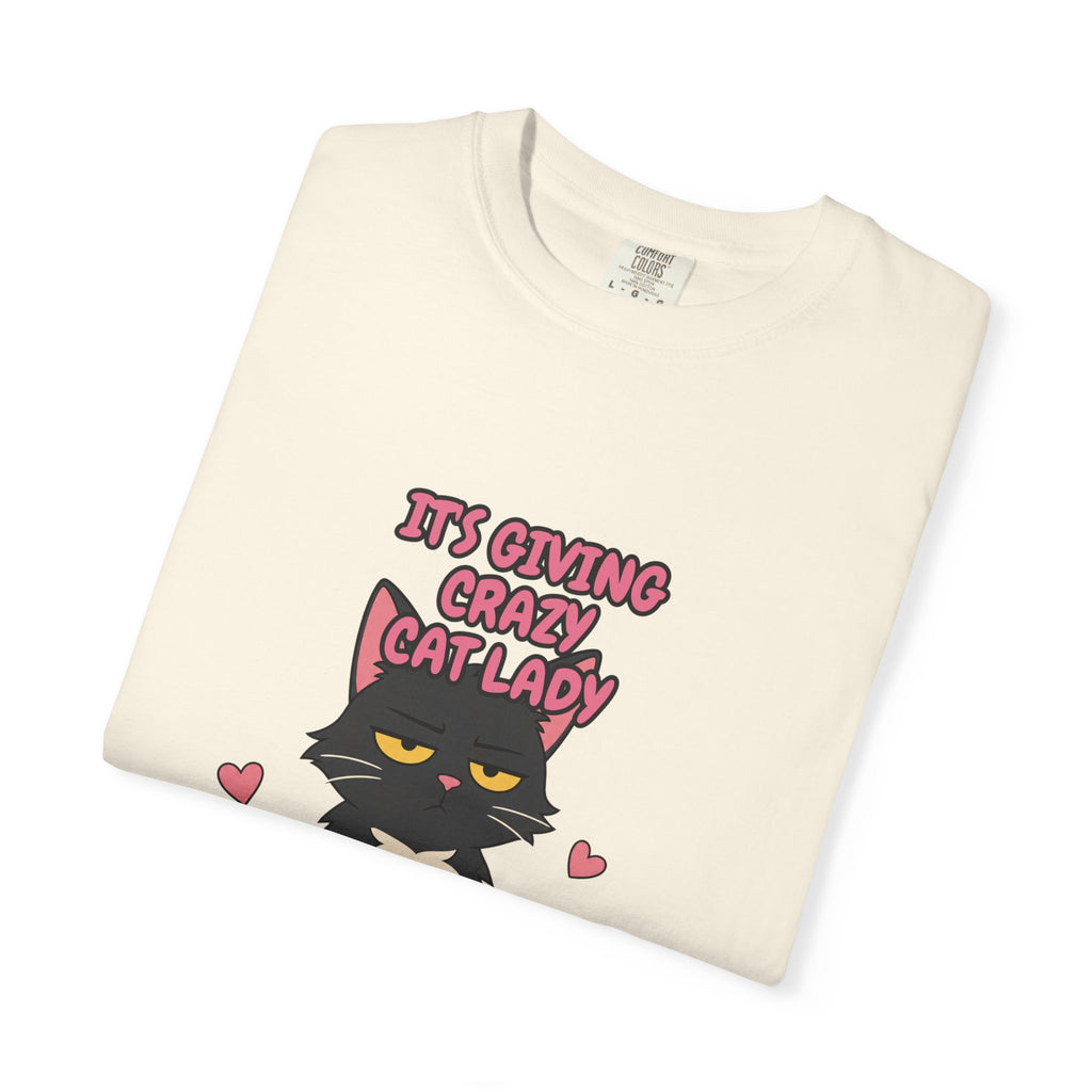 It's Giving Crazy Cat Lady Shirt, Funny Cat Mom Tee, Cat Lover Gift, Sarcastic Cat Owner Sweatshirt