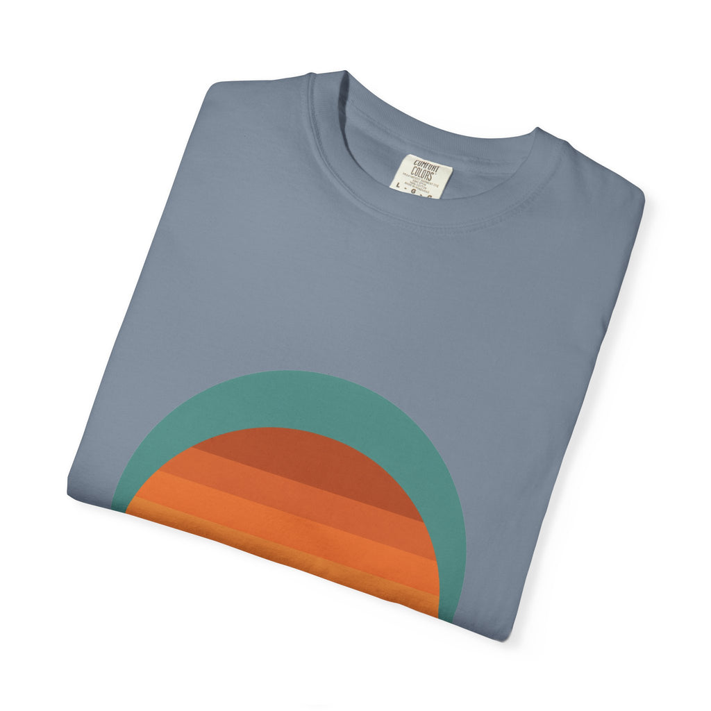 Retro Sunset Mountain Shirt, Vintage Nature Tee, Hiking Outdoor Gift, 70s Landscape Sweatshirt