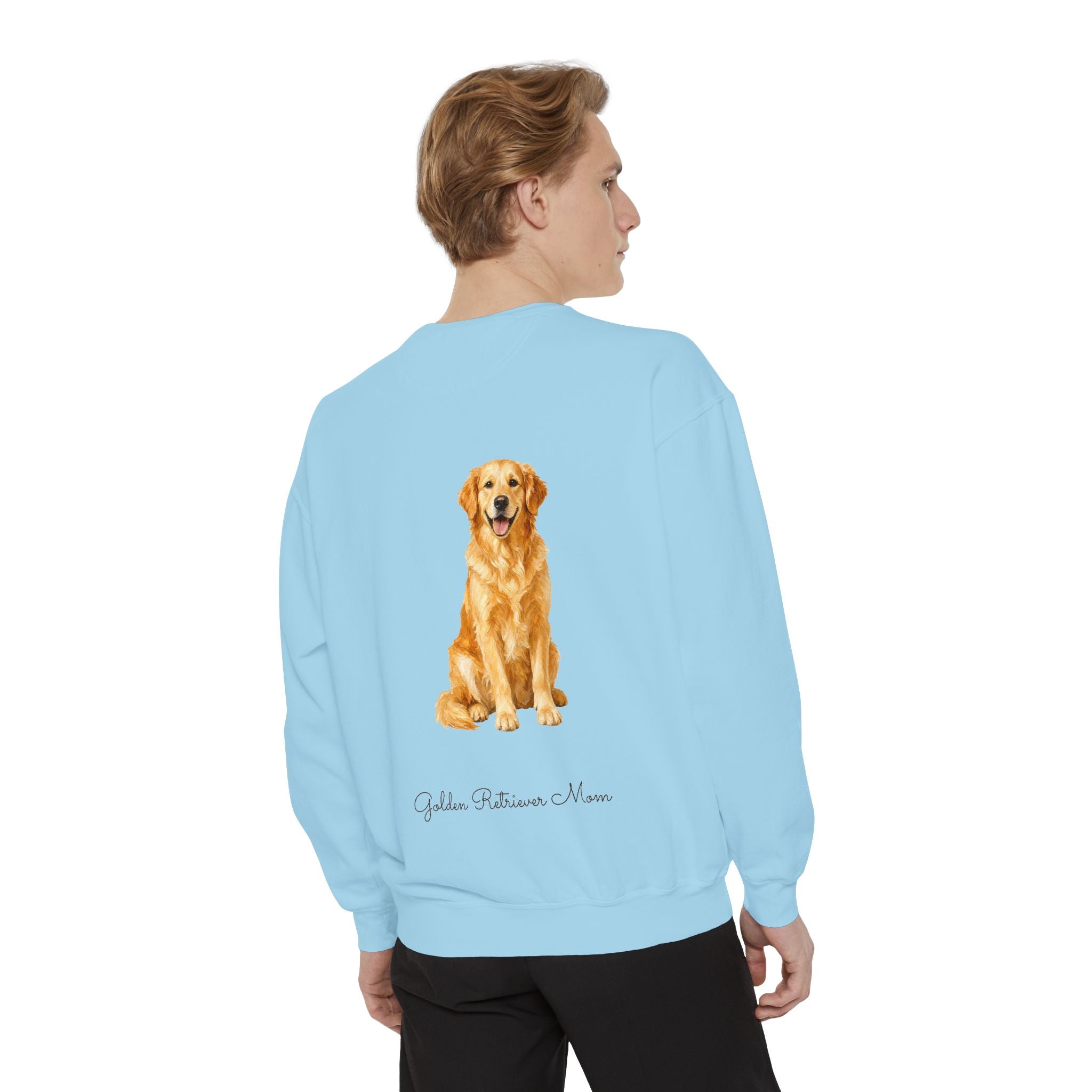 Golden Retriever Mom Shirt, Painterly Golden Dog Mom Tee, Cute Golden Lover Gift, Dog Owner Sweatshirt for Her