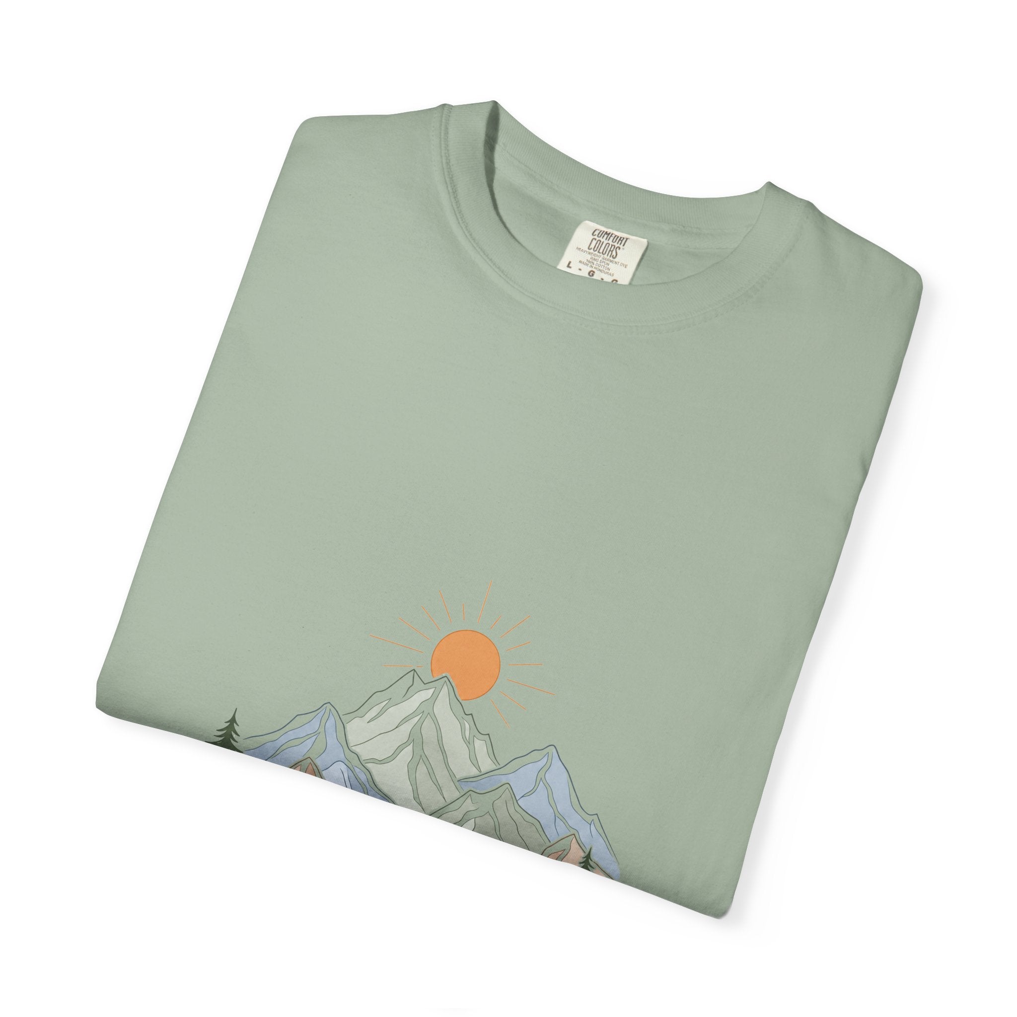 Minimalist Mountain Shirt, Wander Line Art Tee, Nature Hiking Adventure Gift, Modern Outdoor Sweatshirt
