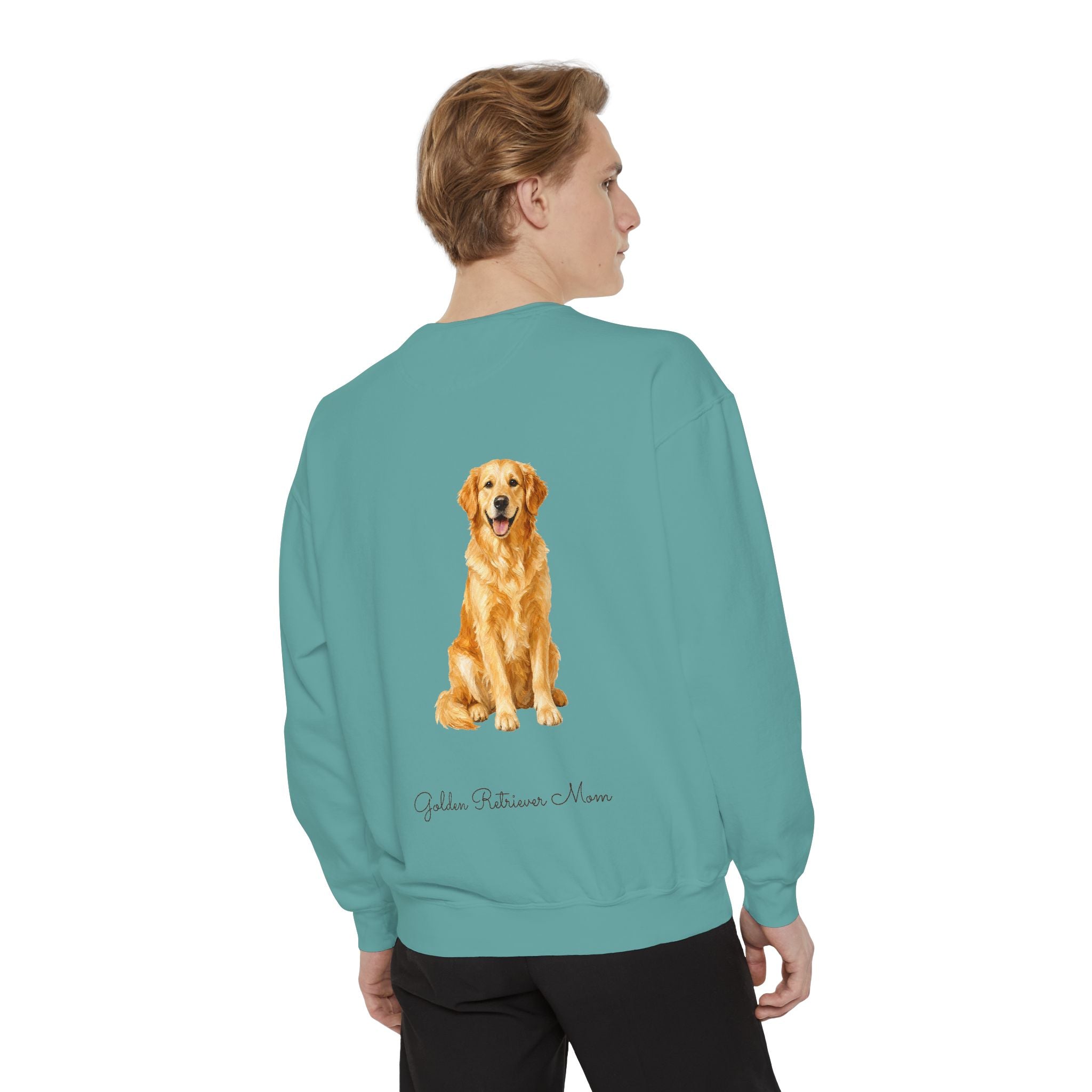 Golden Retriever Mom Shirt, Painterly Golden Dog Mom Tee, Cute Golden Lover Gift, Dog Owner Sweatshirt for Her