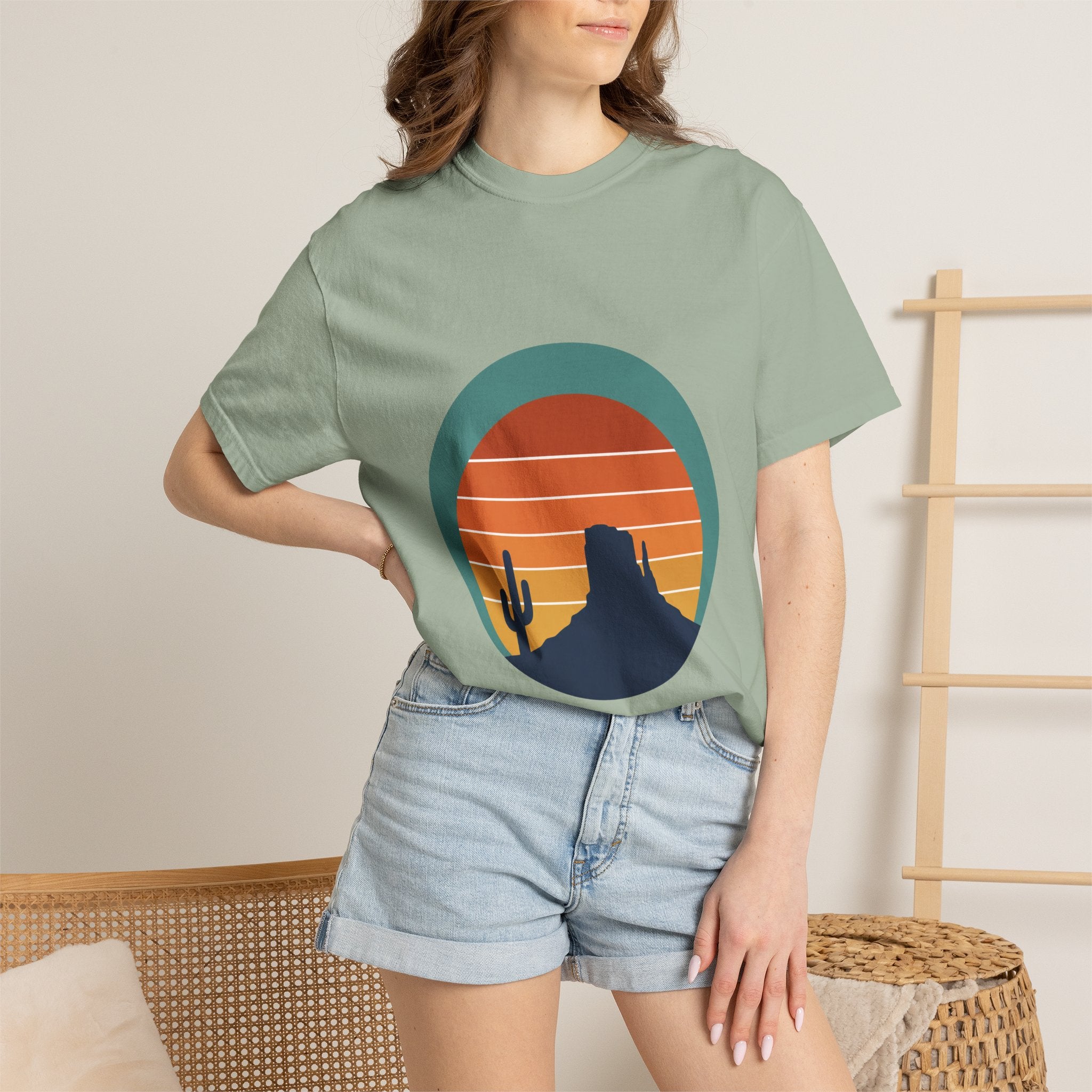 Retro Sunset Desert Shirt, Vintage Cactus Tee, Southwest Nature Gift, 70s Landscape Sweatshirt