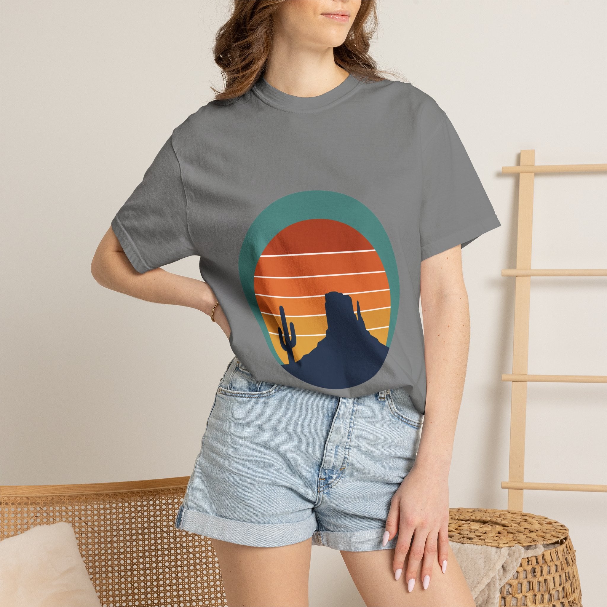 Retro Sunset Desert Shirt, Vintage Cactus Tee, Southwest Nature Gift, 70s Landscape Sweatshirt