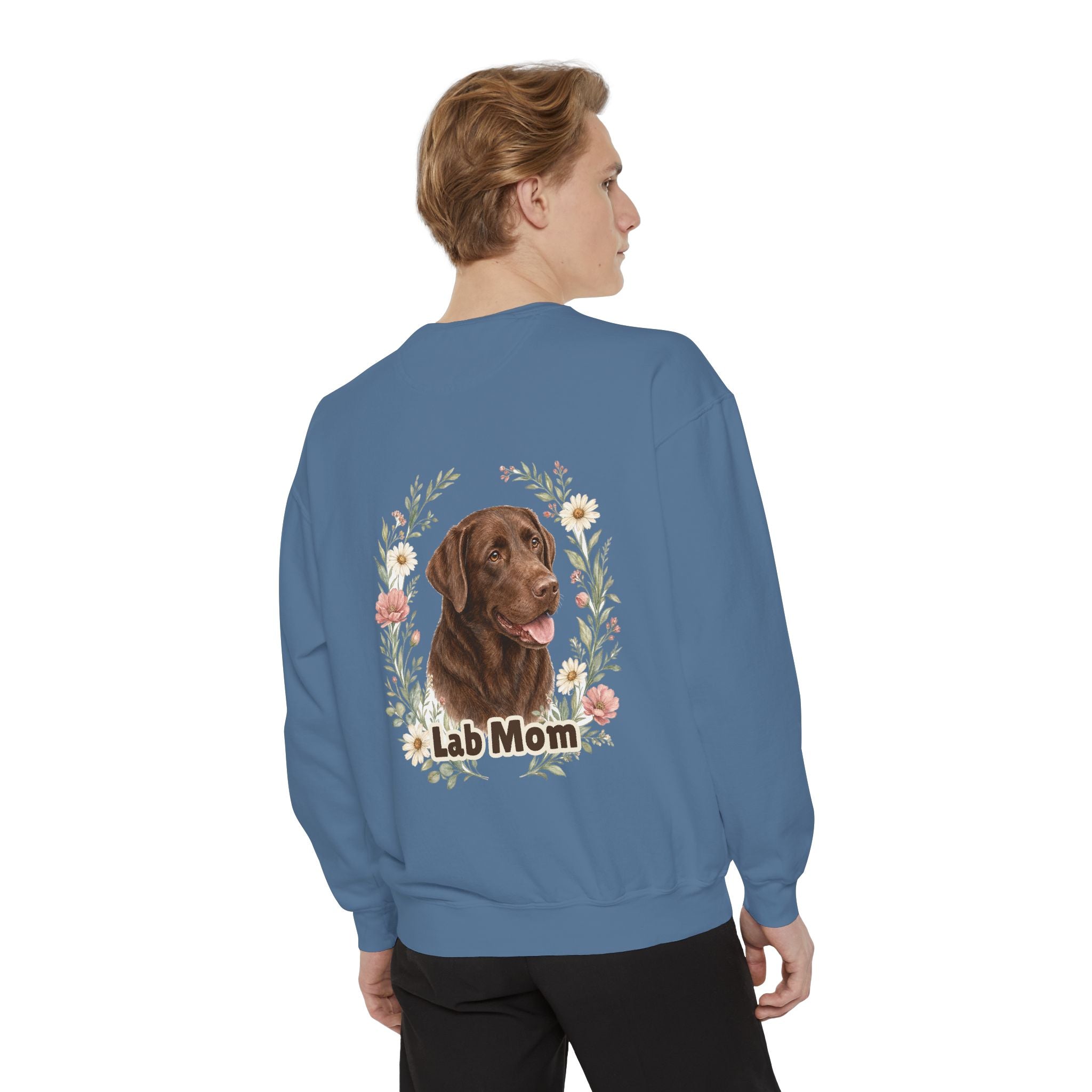 Chocolate Lab Mom Shirt, Labrador Mom Tee, Dog Mom Gift, Wildflower Dog Lover Sweatshirt, Cute Dog Owner Gift