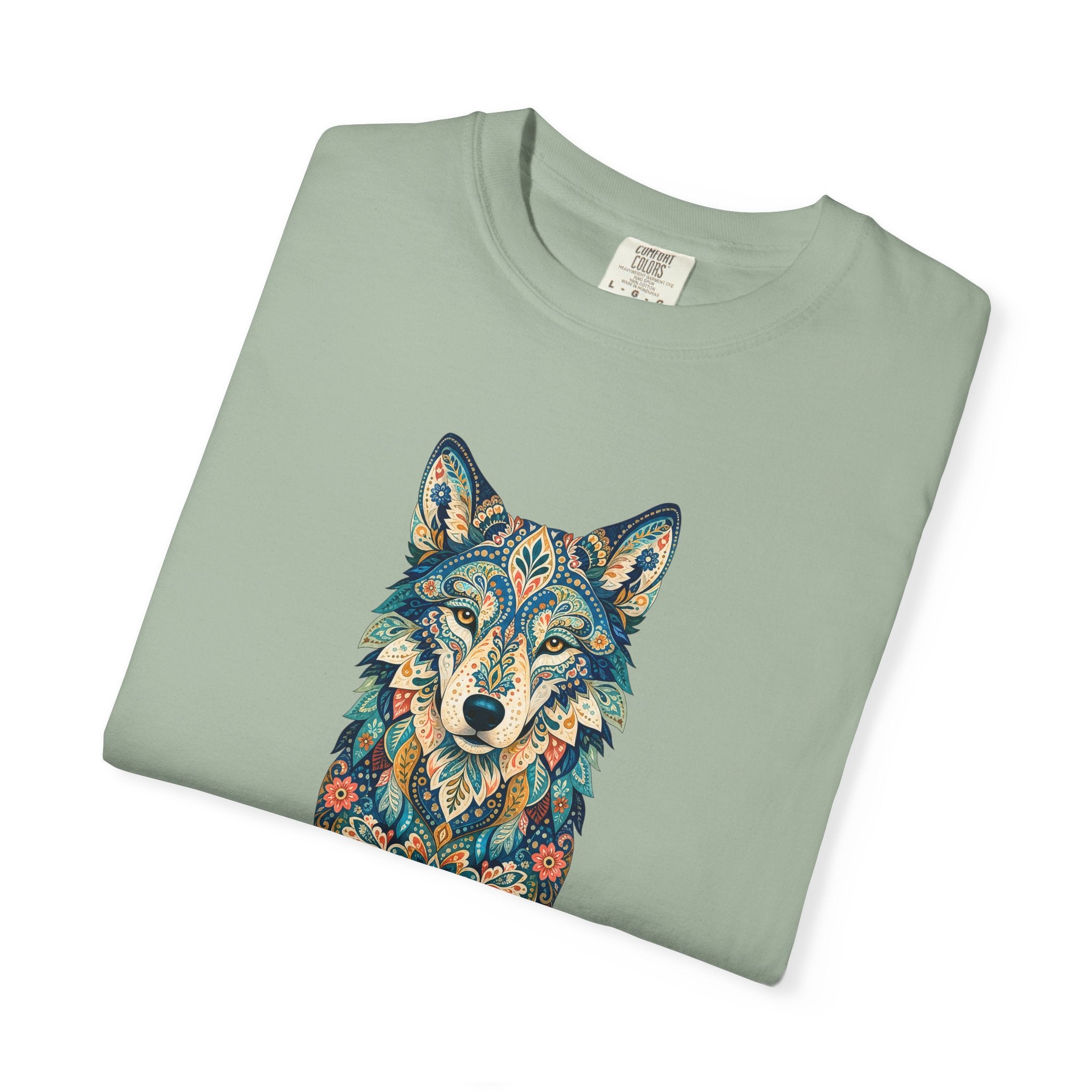 Boho Wolf Shirt, Folk Art Wolf Tee, Japanese Pattern Wolf Lover Gift, Vintage Floral Wolf Sweatshirt