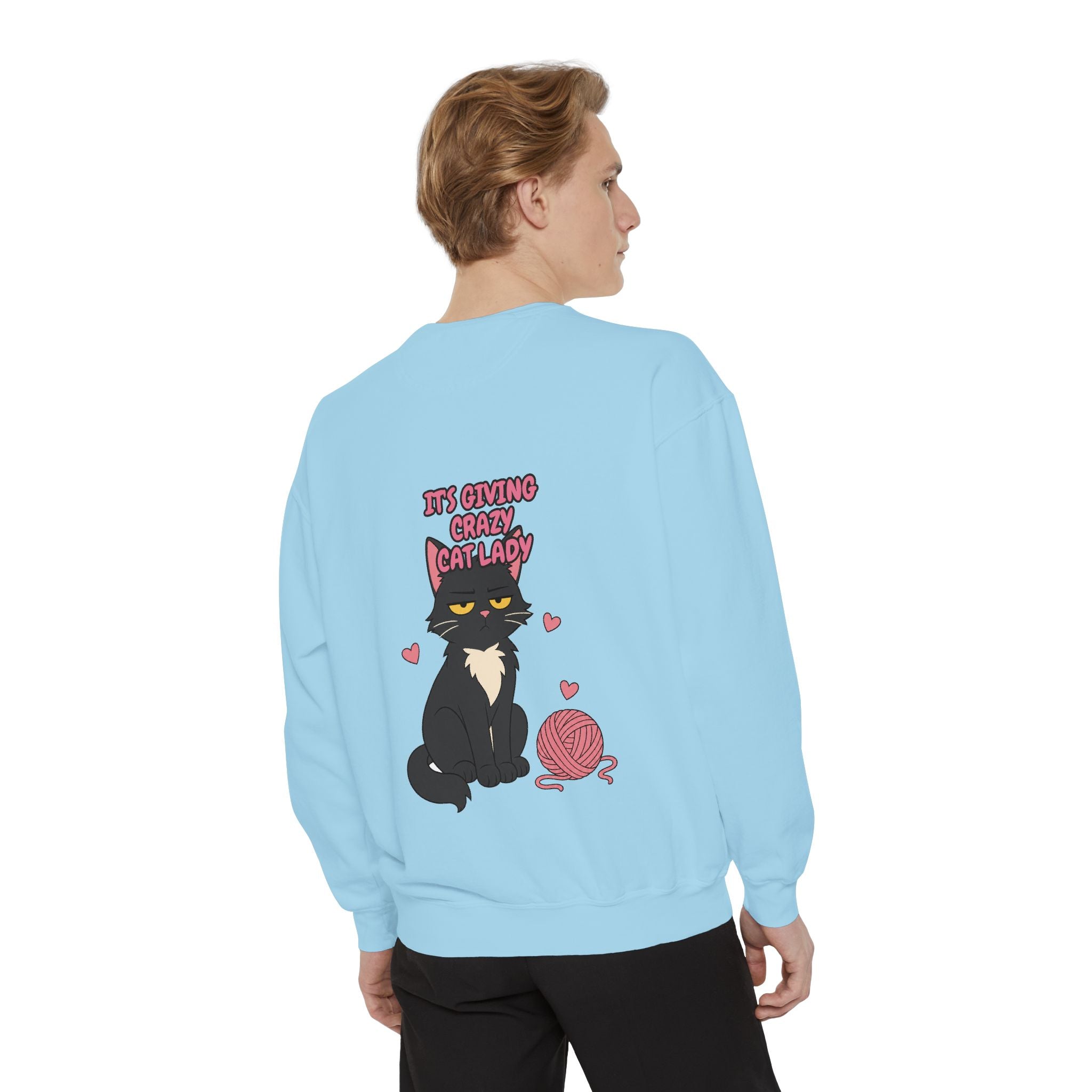 It's Giving Crazy Cat Lady Shirt, Funny Cat Mom Tee, Cat Lover Gift, Sarcastic Cat Owner Sweatshirt