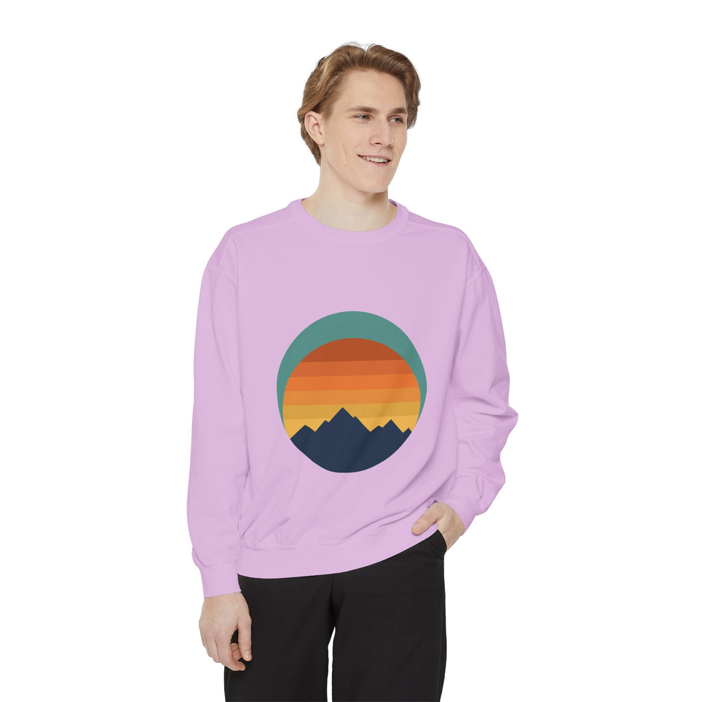 Retro Sunset Mountain Shirt, Vintage Nature Tee, Hiking Outdoor Gift, 70s Landscape Sweatshirt