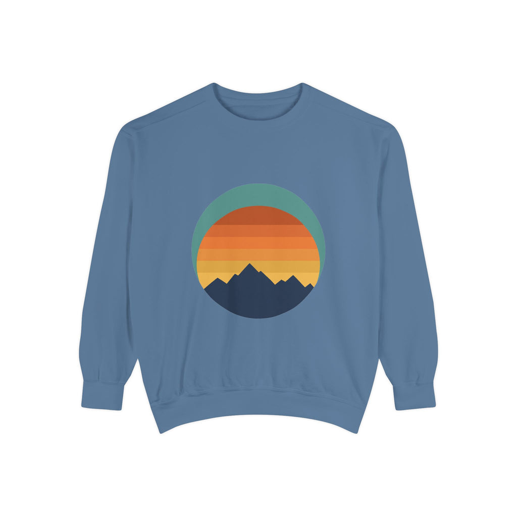 Retro Sunset Mountain Shirt, Vintage Nature Tee, Hiking Outdoor Gift, 70s Landscape Sweatshirt