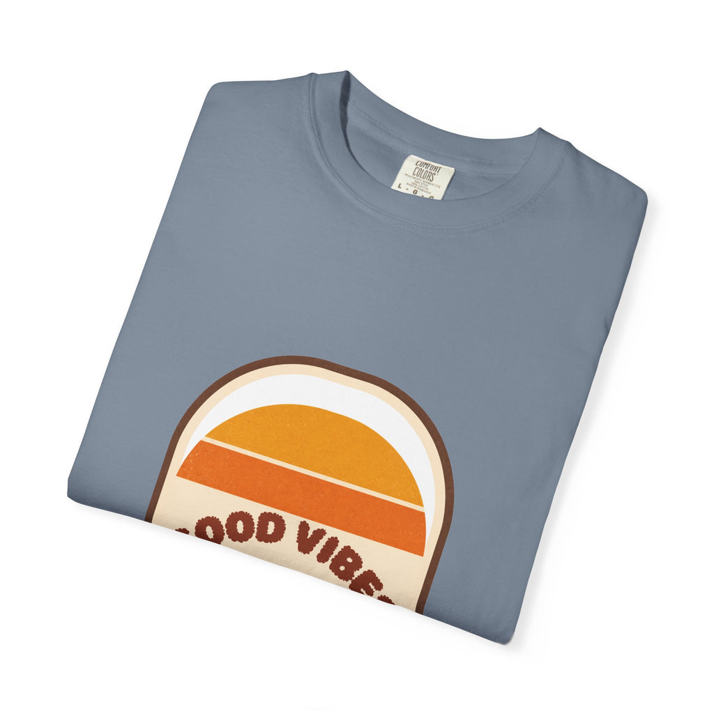 Good Vibes Retro Sunset Shirt, 70s Aesthetic Tee, Vintage Sunset Stripes Gift, Groovy Summer Sweatshirt