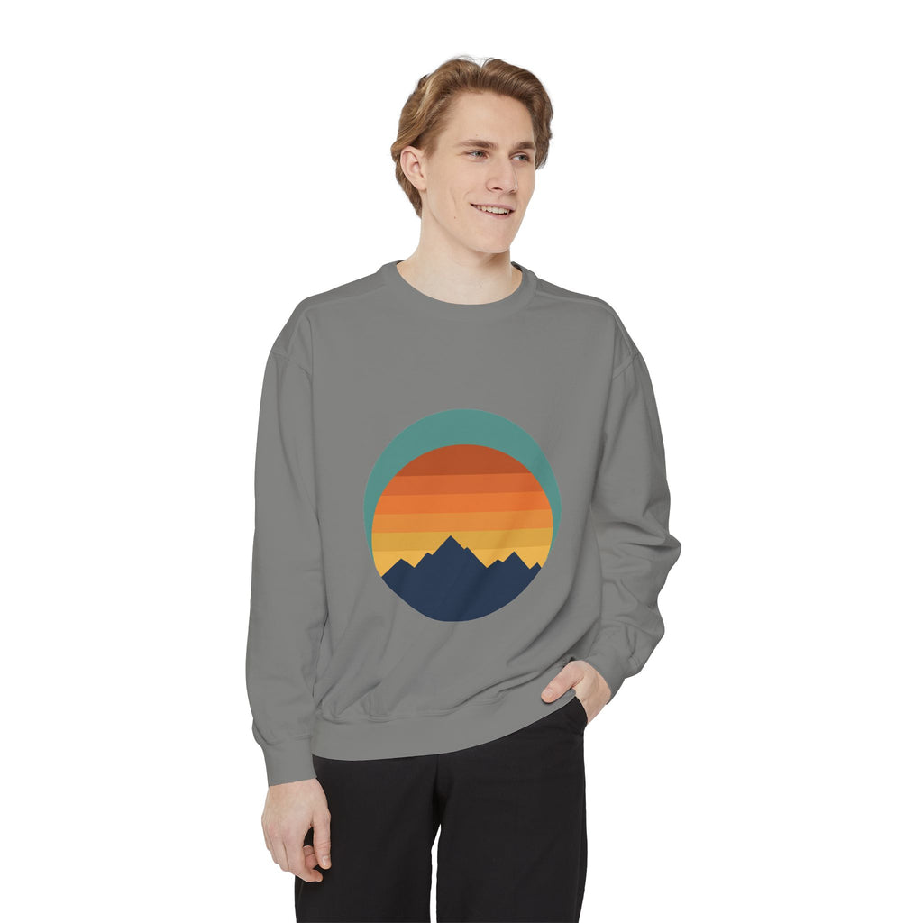 Retro Sunset Mountain Shirt, Vintage Nature Tee, Hiking Outdoor Gift, 70s Landscape Sweatshirt