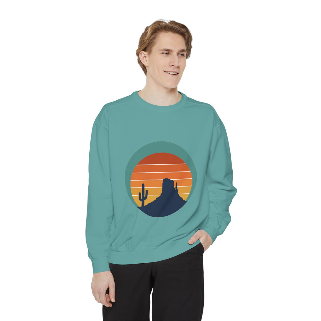 Retro Sunset Desert Shirt, Vintage Cactus Tee, Southwest Nature Gift, 70s Landscape Sweatshirt