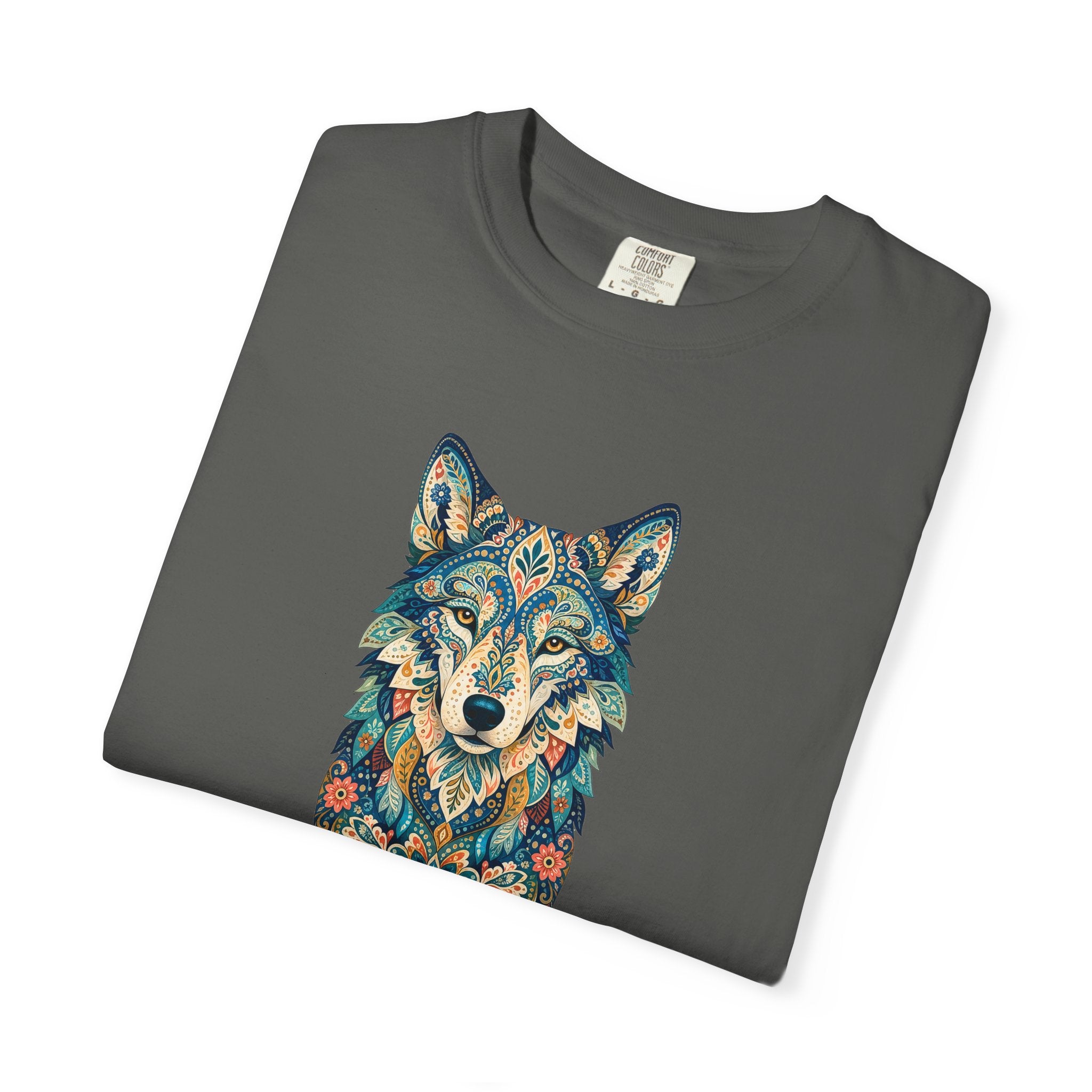 Boho Wolf Shirt, Folk Art Wolf Tee, Japanese Pattern Wolf Lover Gift, Vintage Floral Wolf Sweatshirt