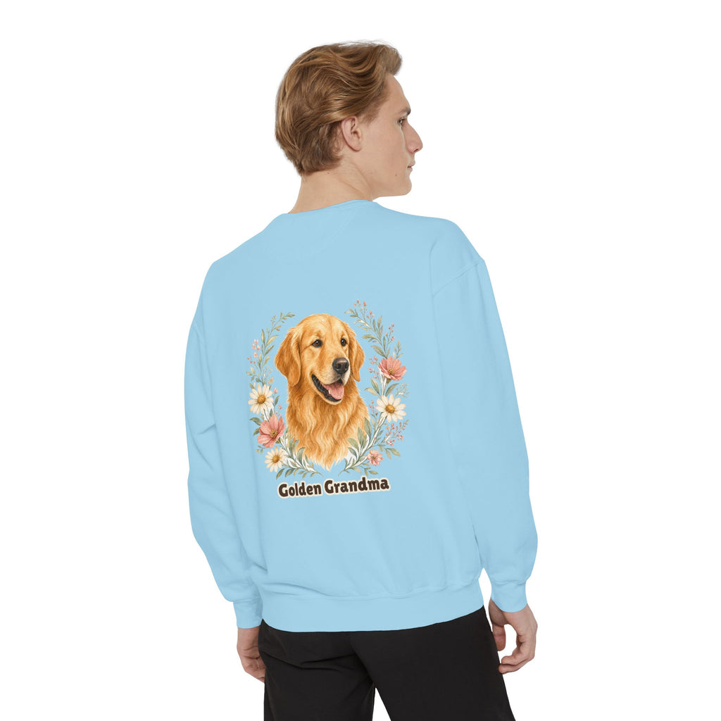 Golden Retriever Grandma Shirt, Golden Grandma Tee, Dog Grandma Gift, Wildflower Dog Lover Sweatshirt