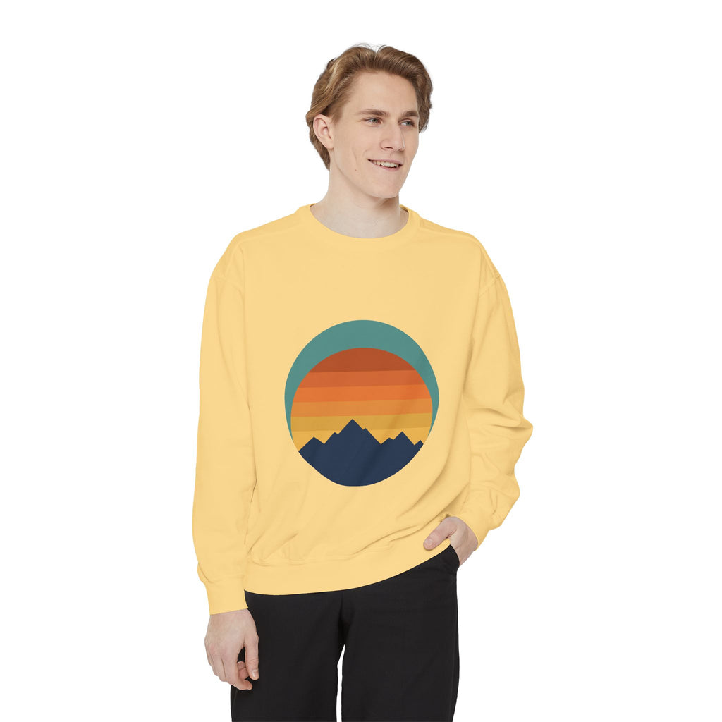 Retro Sunset Mountain Shirt, Vintage Nature Tee, Hiking Outdoor Gift, 70s Landscape Sweatshirt