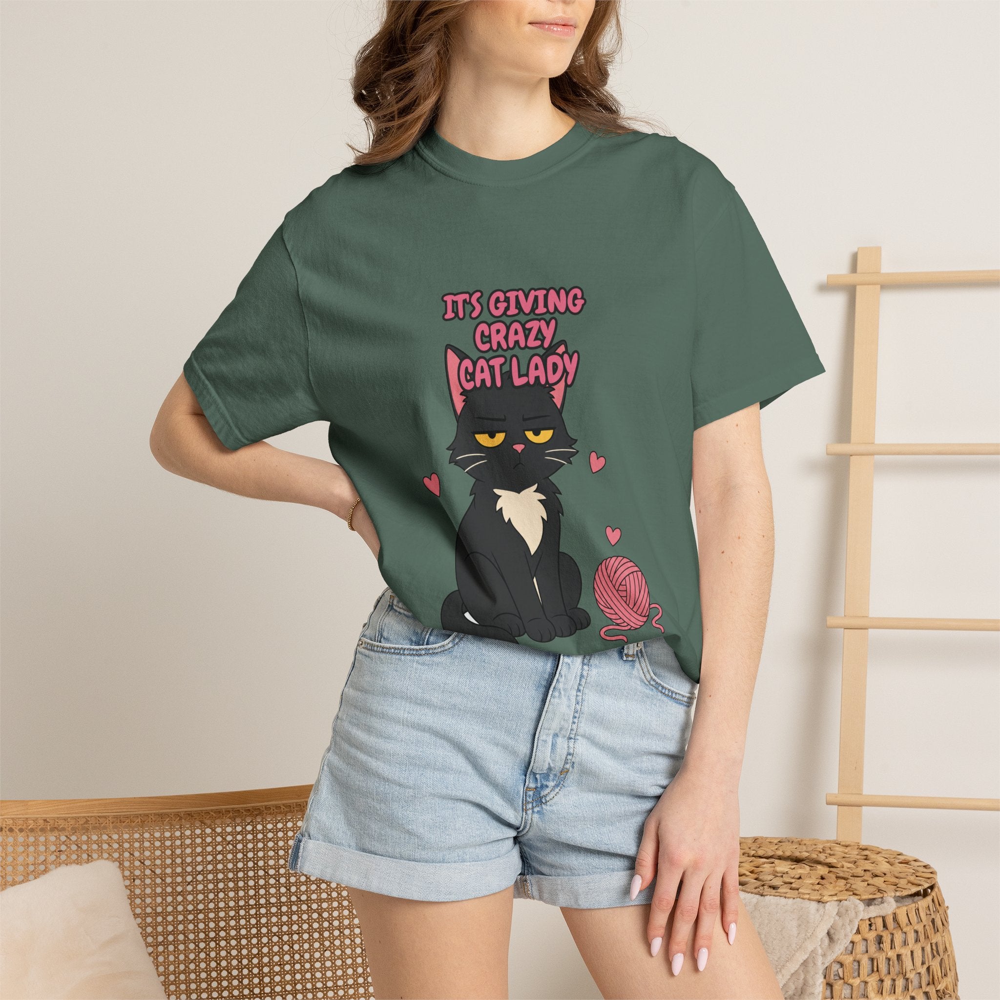 It's Giving Crazy Cat Lady Shirt, Funny Cat Mom Tee, Cat Lover Gift, Sarcastic Cat Owner Sweatshirt