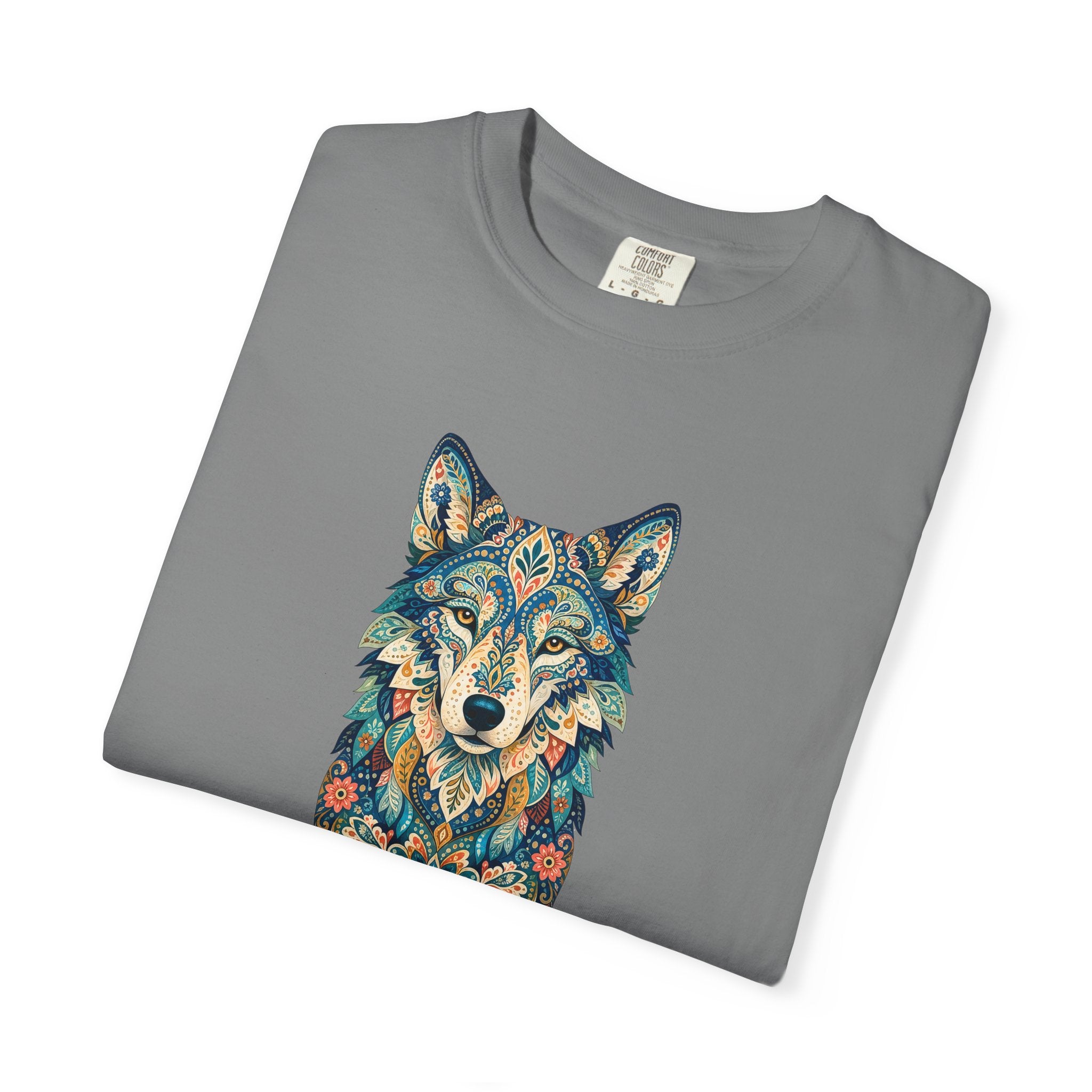 Boho Wolf Shirt, Folk Art Wolf Tee, Japanese Pattern Wolf Lover Gift, Vintage Floral Wolf Sweatshirt