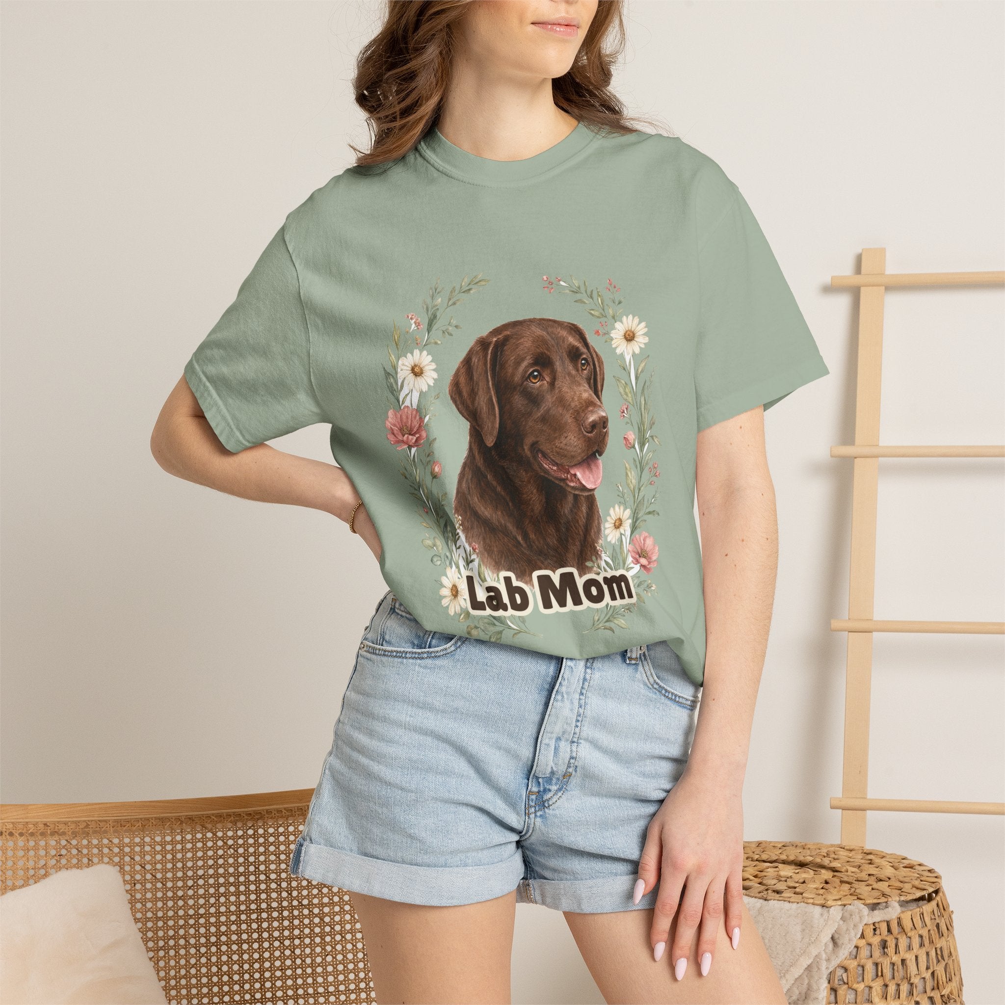 Chocolate Lab Mom Shirt, Labrador Mom Tee, Dog Mom Gift, Wildflower Dog Lover Sweatshirt, Cute Dog Owner Gift