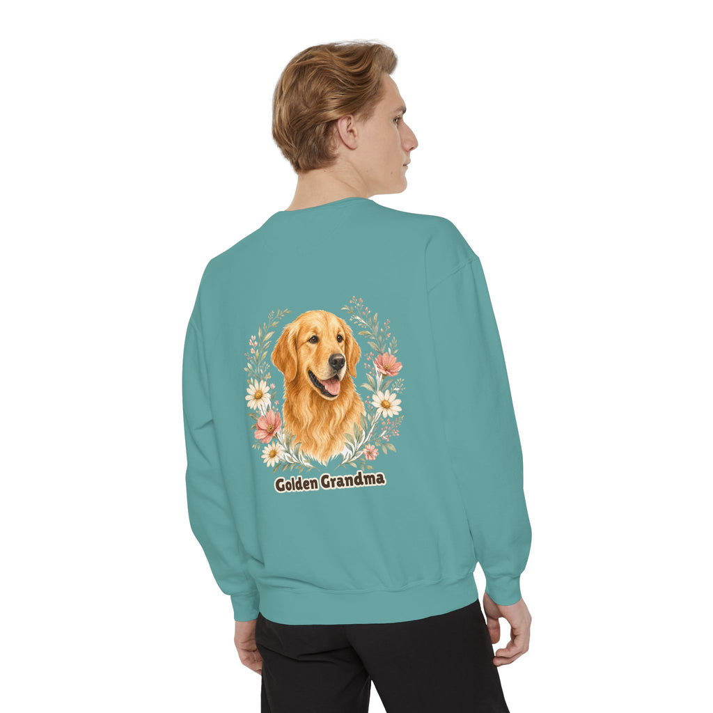 Golden Retriever Grandma Shirt, Golden Grandma Tee, Dog Grandma Gift, Wildflower Dog Lover Sweatshirt