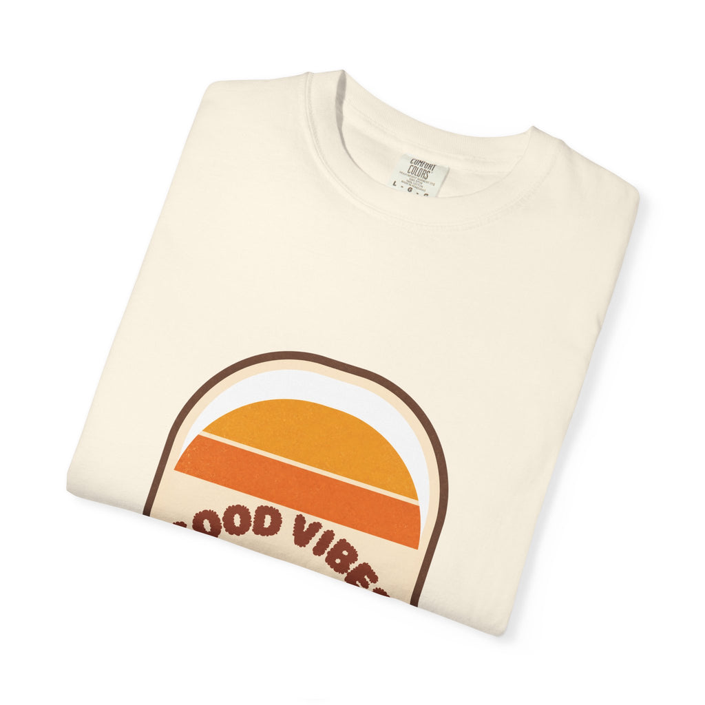 Good Vibes Retro Sunset Shirt, 70s Aesthetic Tee, Vintage Sunset Stripes Gift, Groovy Summer Sweatshirt