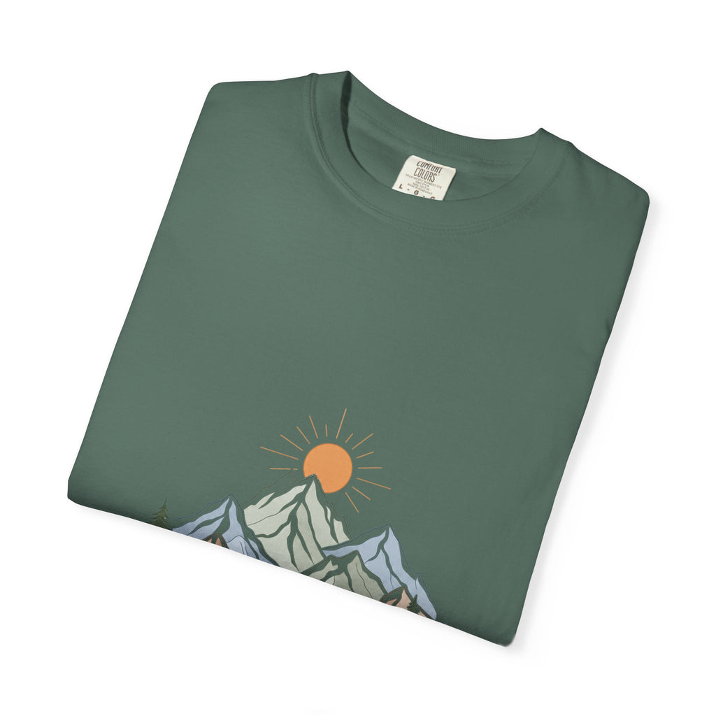 Minimalist Mountain Shirt, Wander Line Art Tee, Nature Hiking Adventure Gift, Modern Outdoor Sweatshirt