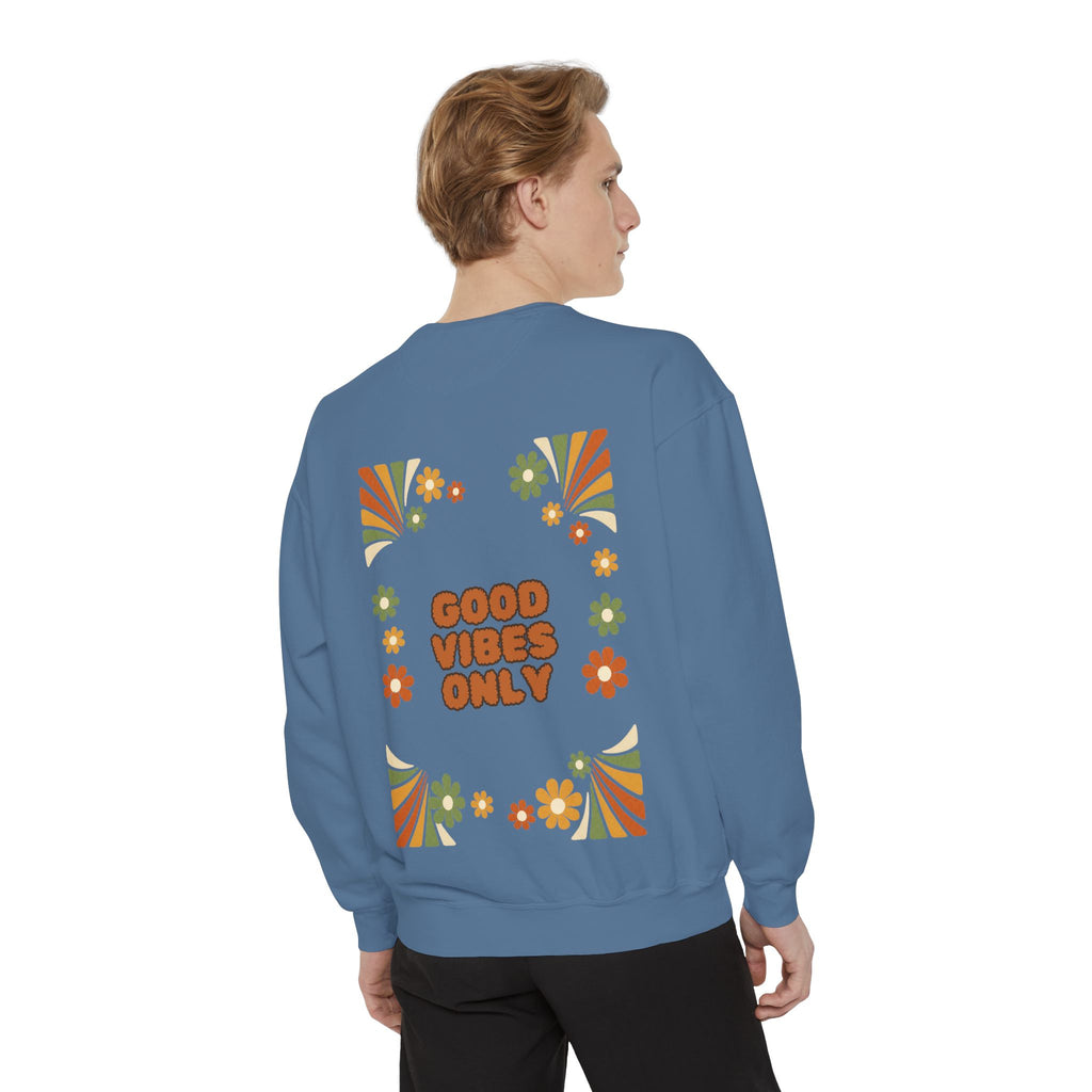 Good Vibes Only Shirt, Retro Groovy Tee, 70s Aesthetic Gift, Positive Affirmation Sweatshirt