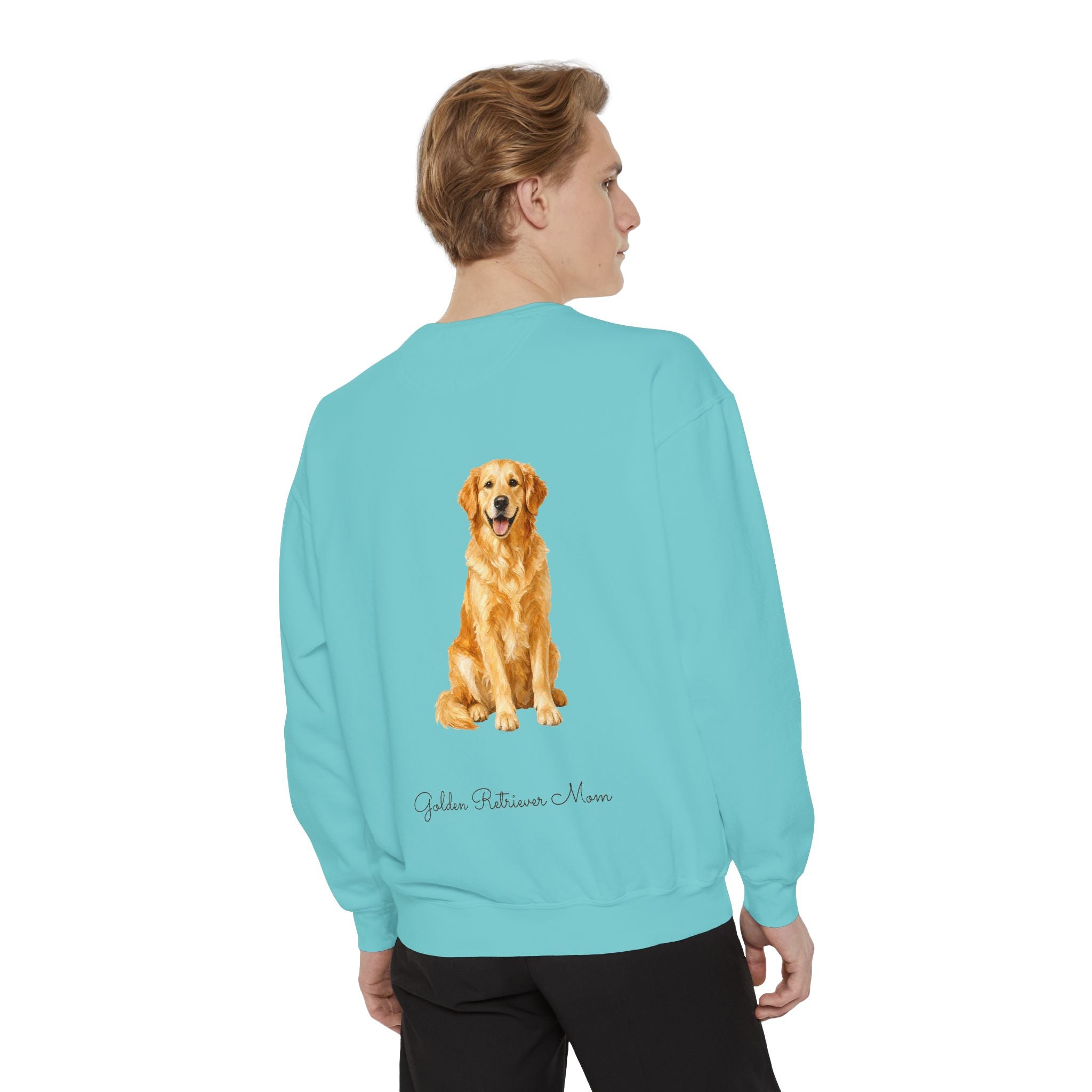 Golden Retriever Mom Shirt, Painterly Golden Dog Mom Tee, Cute Golden Lover Gift, Dog Owner Sweatshirt for Her