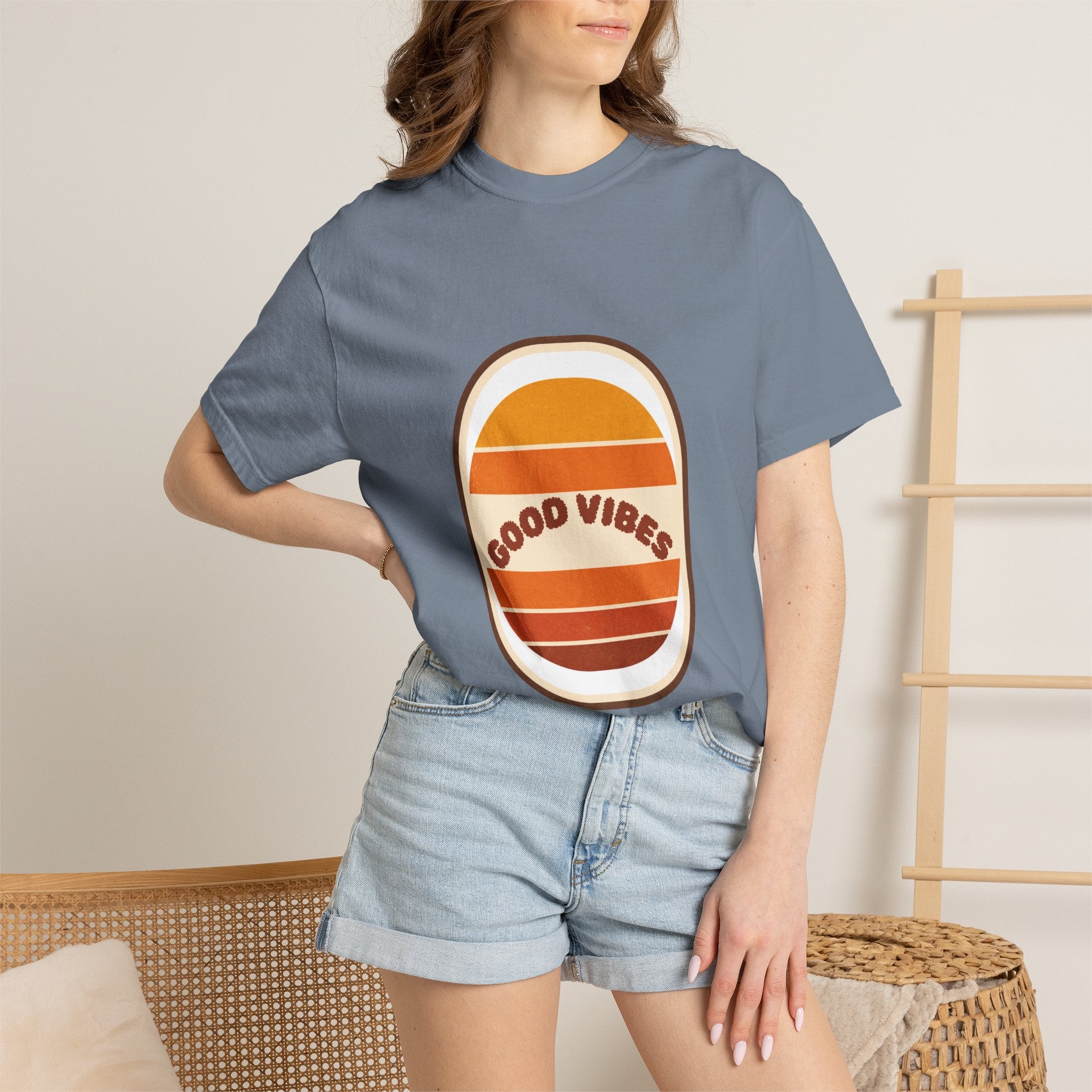Good Vibes Retro Sunset Shirt, 70s Aesthetic Tee, Vintage Sunset Stripes Gift, Groovy Summer Sweatshirt