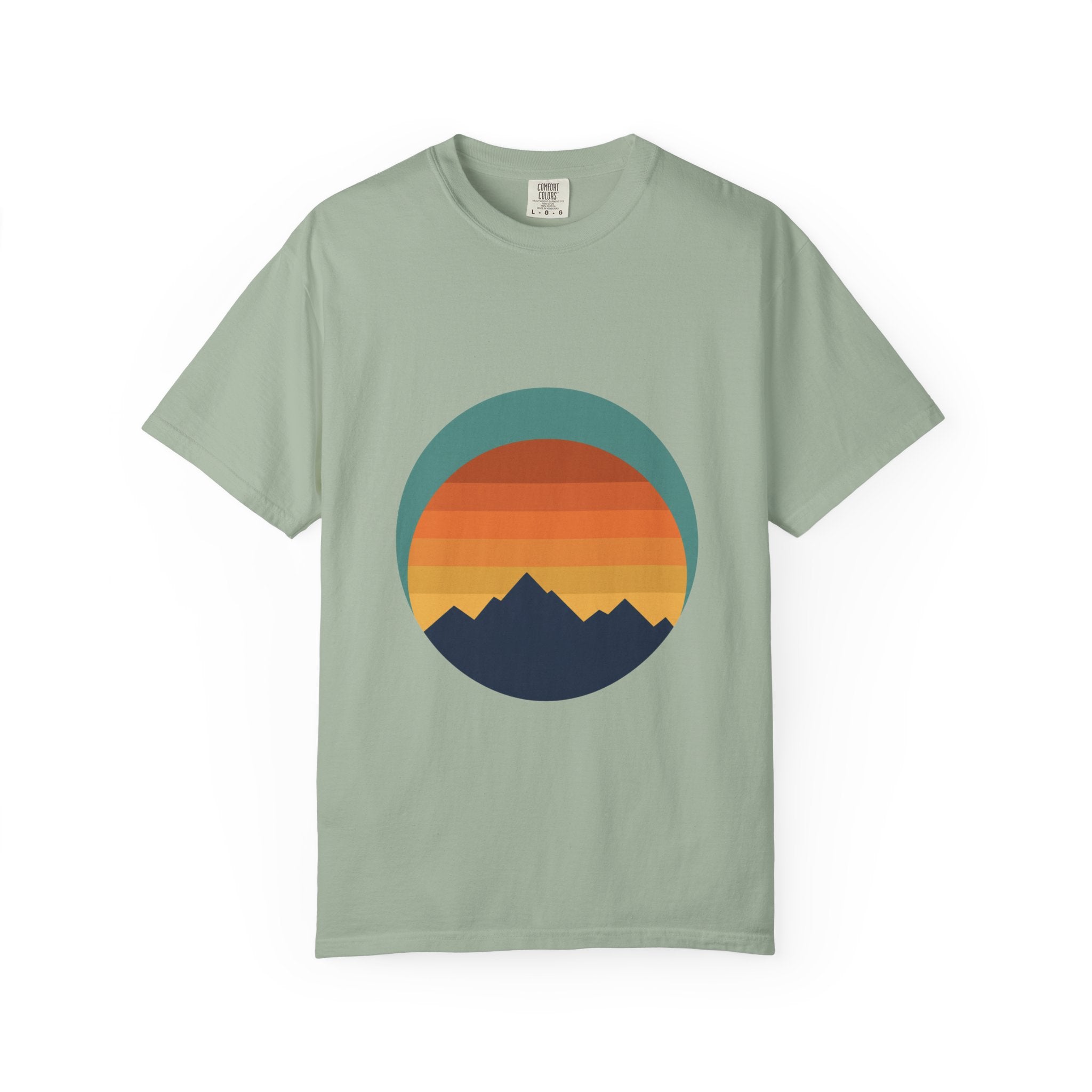 Retro Sunset Mountain Shirt, Vintage Nature Tee, Hiking Outdoor Gift, 70s Landscape Sweatshirt