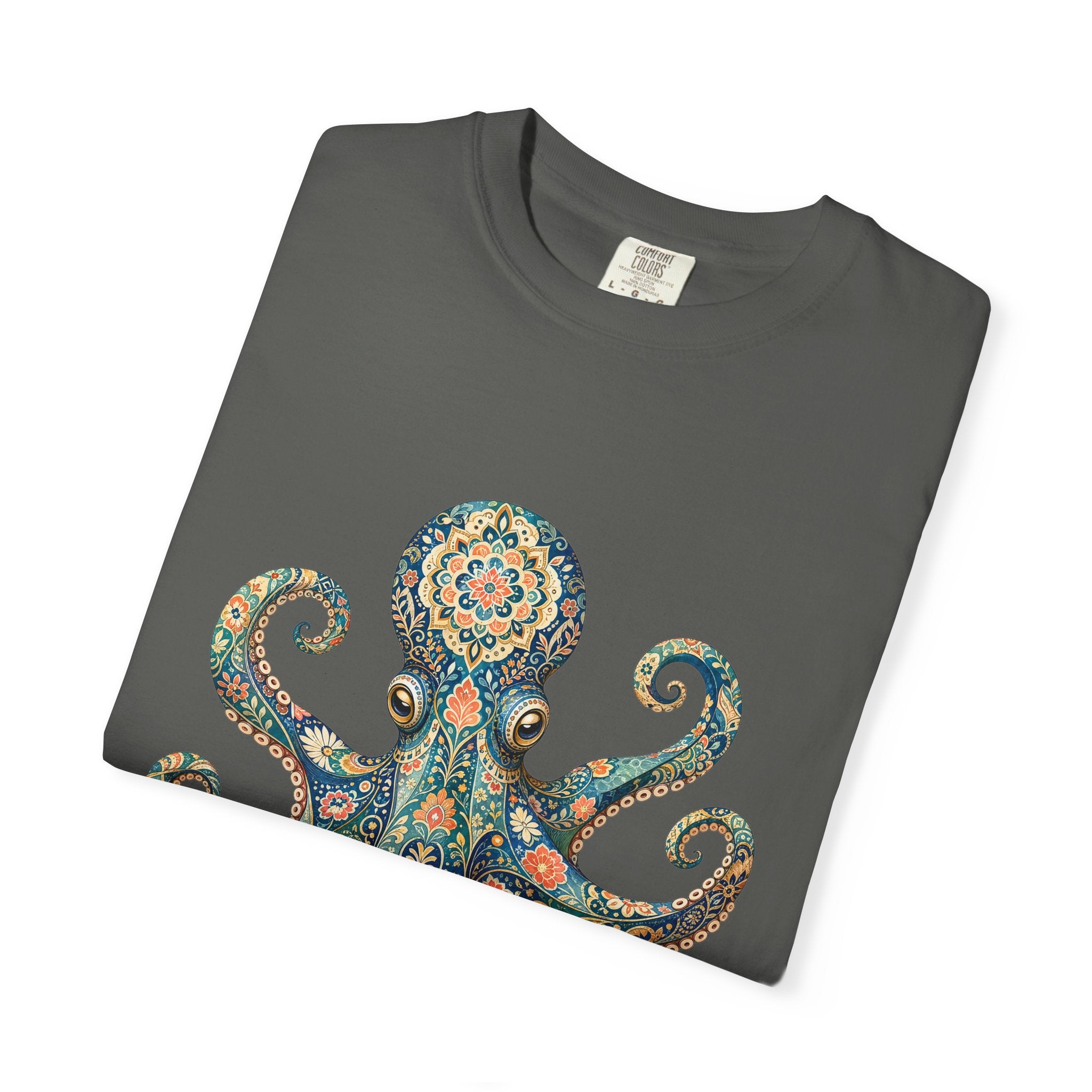 Boho Octopus Shirt, Folk Art Octopus Tee, Japanese Pattern Ocean Lover Gift, Vintage Floral Octopus Sweatshirt