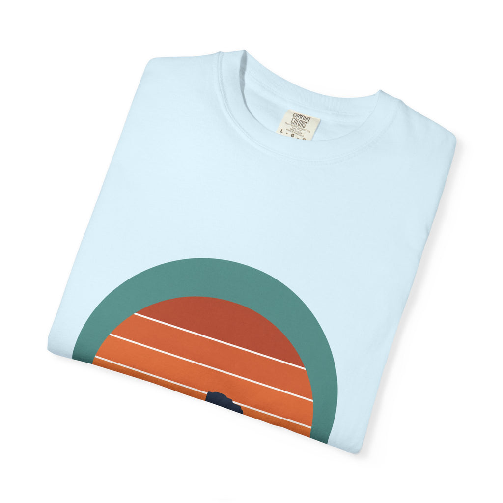 Retro Sunset Desert Shirt, Vintage Cactus Tee, Southwest Nature Gift, 70s Landscape Sweatshirt