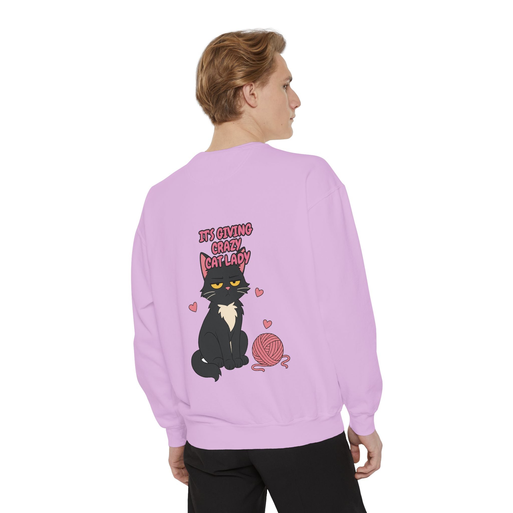 It's Giving Crazy Cat Lady Shirt, Funny Cat Mom Tee, Cat Lover Gift, Sarcastic Cat Owner Sweatshirt