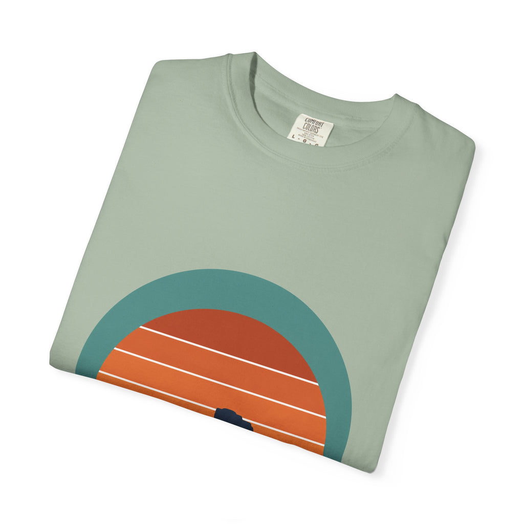 Retro Sunset Desert Shirt, Vintage Cactus Tee, Southwest Nature Gift, 70s Landscape Sweatshirt