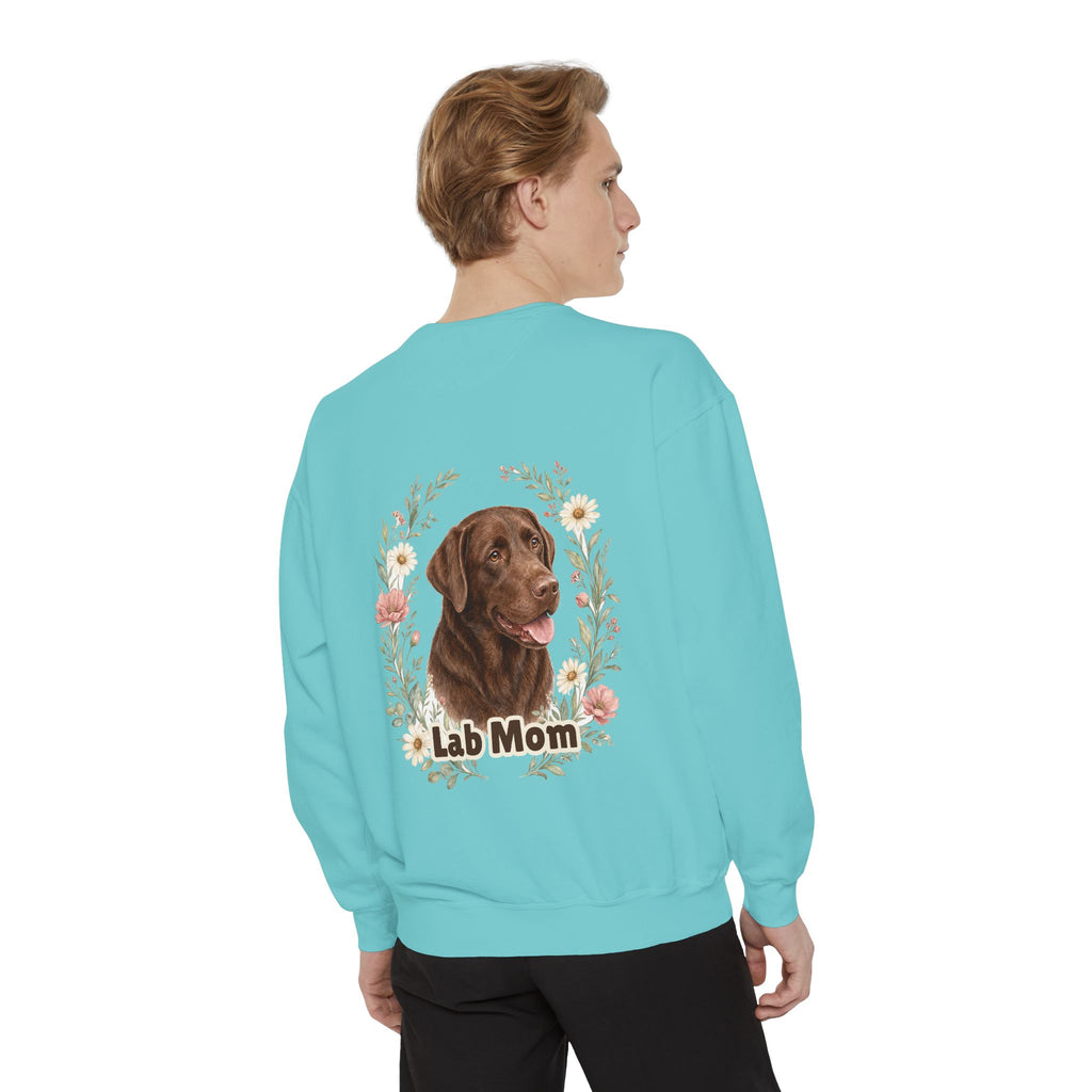 Chocolate Lab Mom Shirt, Labrador Mom Tee, Dog Mom Gift, Wildflower Dog Lover Sweatshirt, Cute Dog Owner Gift