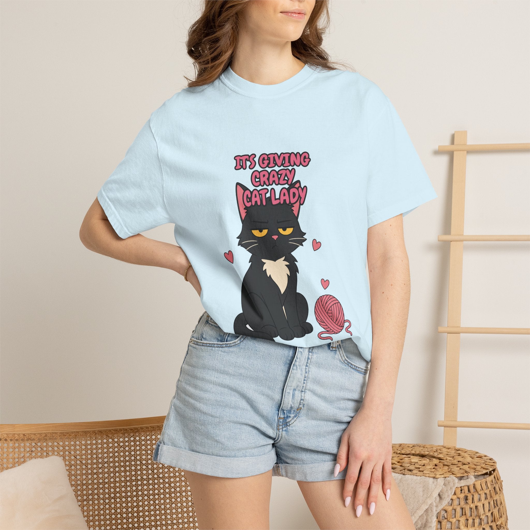 It's Giving Crazy Cat Lady Shirt, Funny Cat Mom Tee, Cat Lover Gift, Sarcastic Cat Owner Sweatshirt