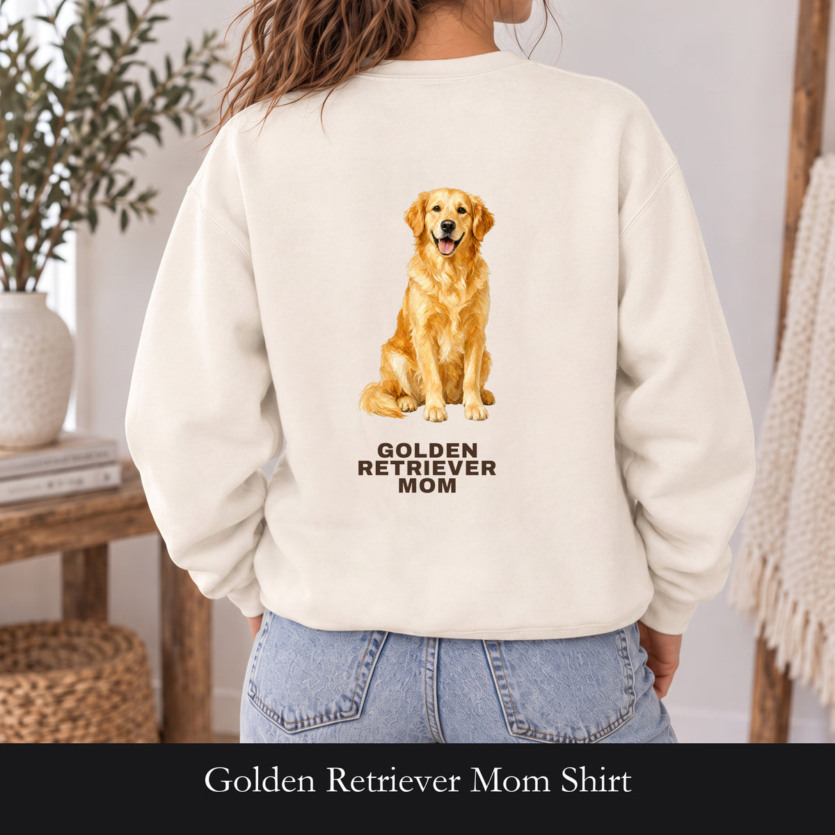 Golden Retriever Mom Shirt, Painterly Golden Dog Mom Tee, Cute Golden Lover Gift, Dog Owner Sweatshirt for Her